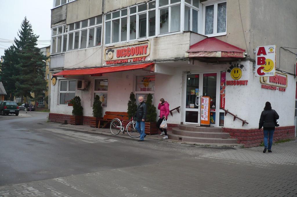 Kiraly Apartman Gheorgheni  Zewnętrze zdjęcie
